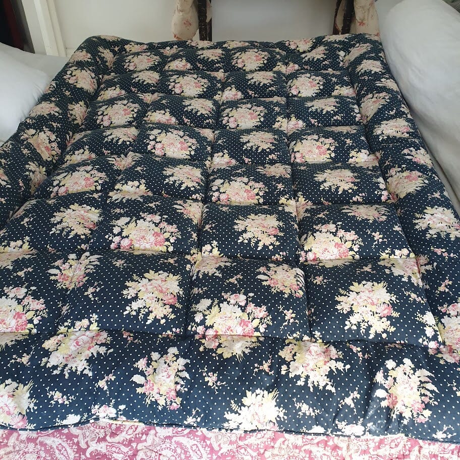 Vintage Eiderdown , Single Eiderdown, Feather filled