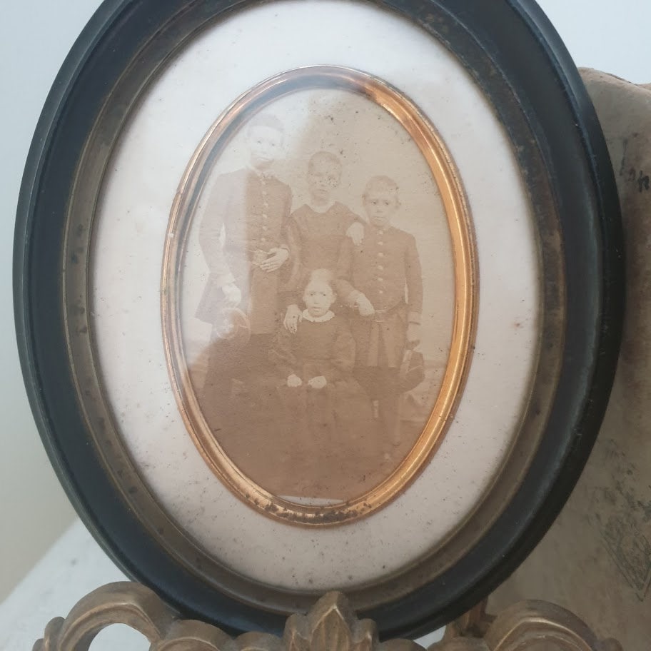 Antique Oval Ebonised Frame, Gift, 19th Century, French Family Antique Portrait