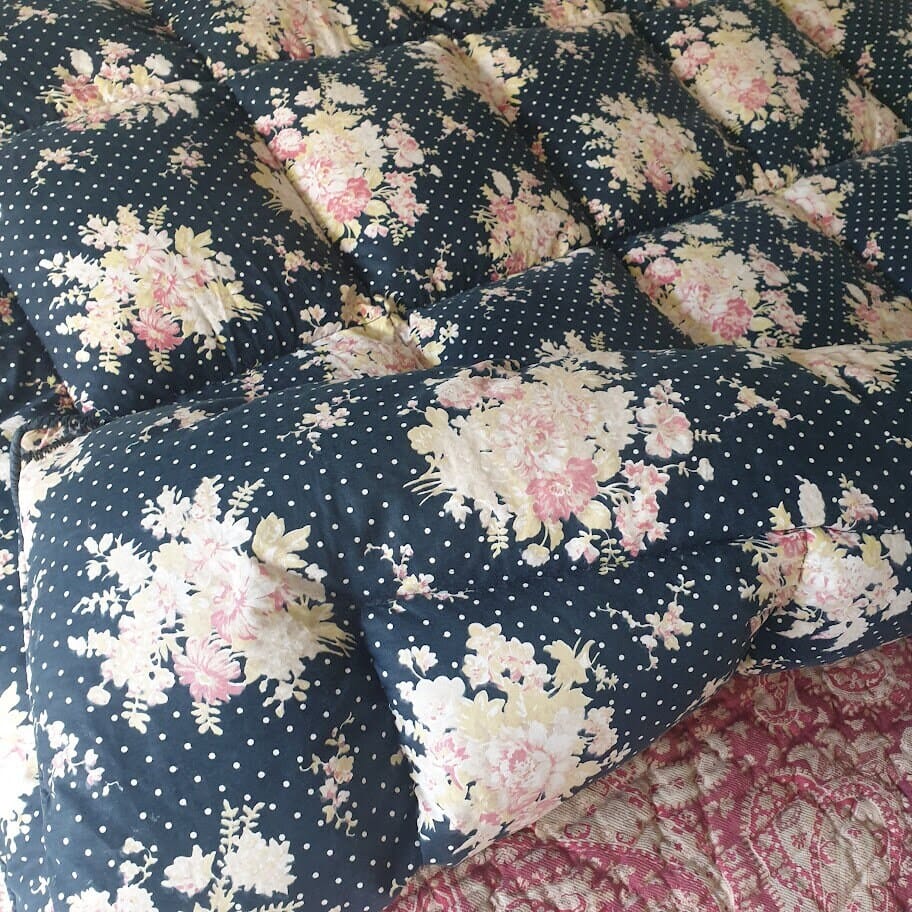 Vintage Eiderdown , Single Eiderdown, Feather filled